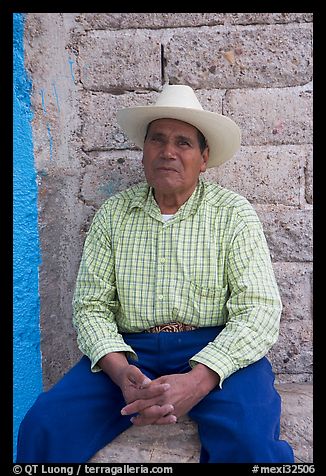 Man with cowboy hat. Mexico (color)