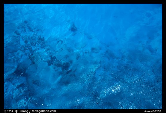 Clear blue water. Cozumel Island, Mexico (color)
