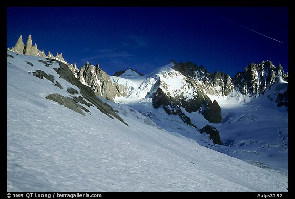 South side of the Courtes-Verte ridge seen from the Talefre Basin. Alps, France (color)