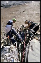 Crowded belay. El Capitan, Yosemite, California ( color)