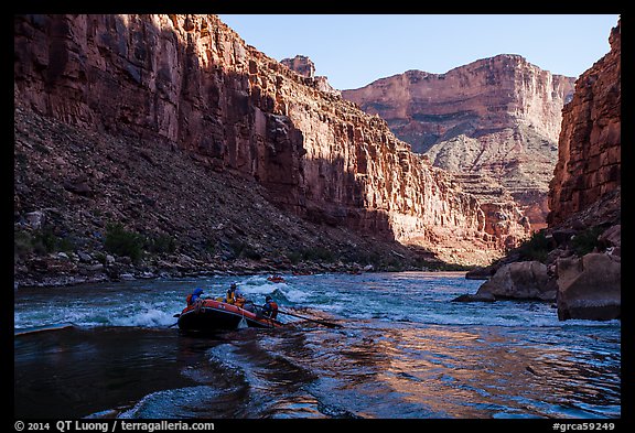 Raft dropping into rapids, Marble Canyon. Grand Canyon National Park, Arizona (color)