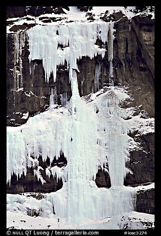 Climbers on Curtain Calls. Canada (color)