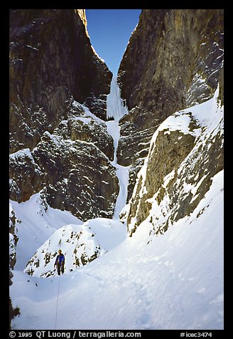 Snow traverse and headwall of Polar Circus. Canada (color)