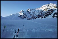 The West Buttress route goes behind the ridge above the Kahilna pass. Totally invisible from the land, it has been discovered in the 50s by Bradford Washburn thanks to his large format aerial photographic surveys. This discovery would revolutionize Mt Mc Kinley climbing. Denali, Alaska (color)