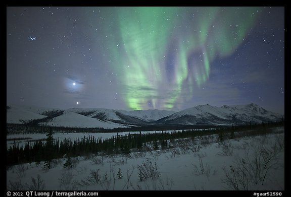 Venus, Jupiter, and Aurora. Gates of the Arctic National Park (color)