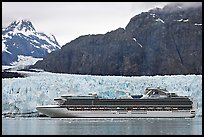 Cruise ship stopping next to Margerie Glacier. Glacier Bay National Park, Alaska, USA.