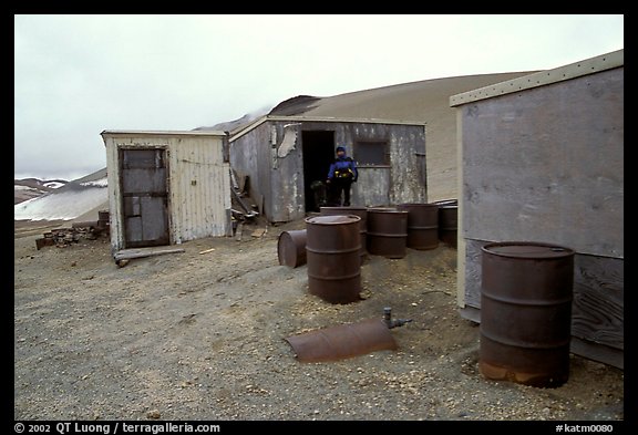 Abandonned geological survey cabin, Valley of Ten Thousand smokes. Katmai National Park, Alaska