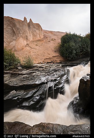 Ukak River, Valley of Ten Thousand Smokes. Katmai National Park (color)