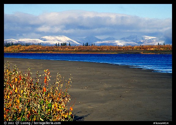 Kobuk River and Baird mountains with fresh dusting of snow, morning. Kobuk Valley National Park, Alaska, USA.