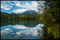 Kontrashibuna Lake (Qenlghishi Vena) in the fall. Lake Clark National Park, Alaska, USA.