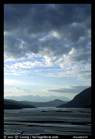 Sky and Copper River. Wrangell-St Elias National Park (color)