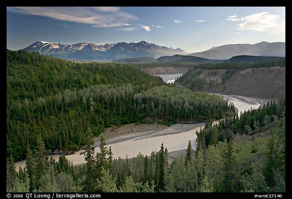 Kuskulana river. Wrangell-St Elias National Park (color)