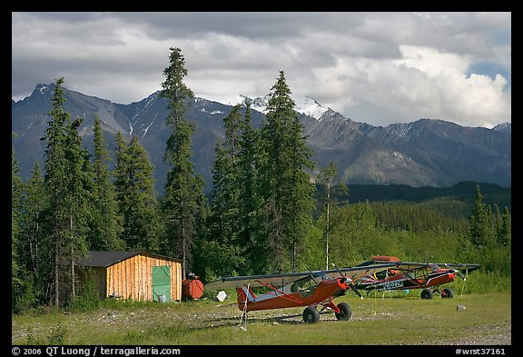 Bush planes at the end of Nabesna Road. Wrangell-St Elias National Park, Alaska, USA.