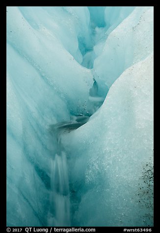 Moulin, Root Glacier. Wrangell-St Elias National Park (color)