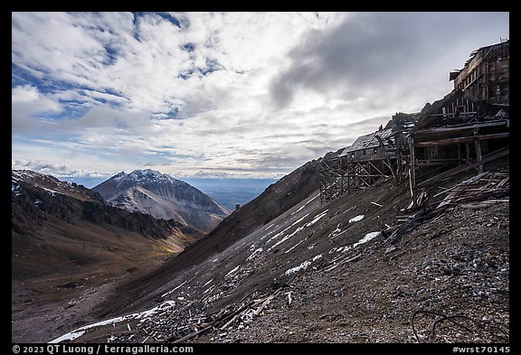 Bonanza Mine and Porphyry Mountain. Wrangell-St Elias National Park (color)