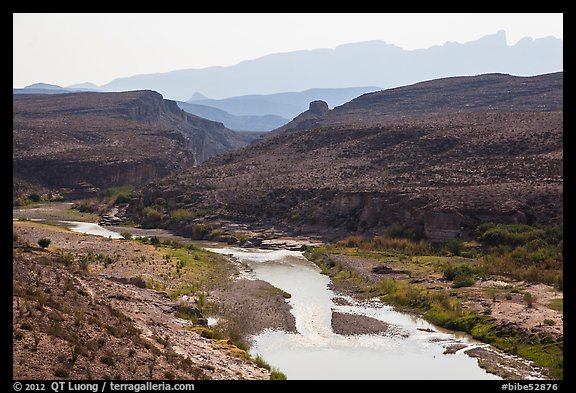 Rio Grande River canyon and Sierra del Carmen. Big Bend National Park (color)