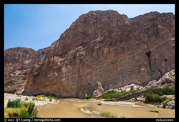 Canoes in Boquillas Canyon. Big Bend National Park (color)