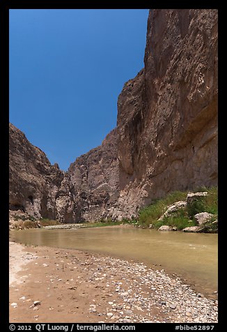 Rio Grande River, Boquillas Canyon. Big Bend National Park (color)