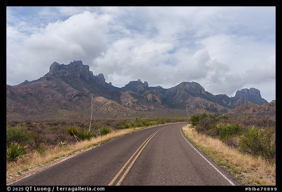 Chisos Basin Road and Chisos Mountains. Big Bend National Park (color)
