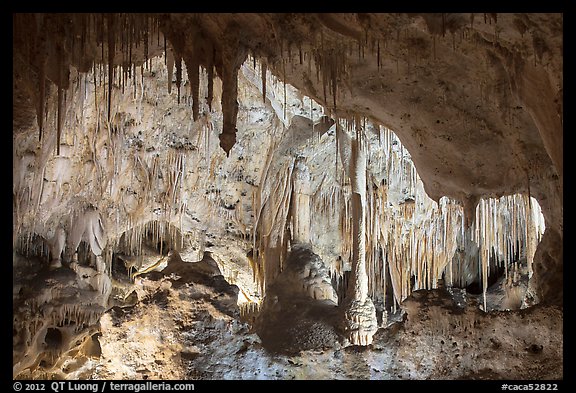Painted Grotto. Carlsbad Caverns National Park (color)