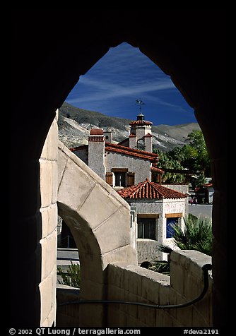 Arch framing Scotty's Castle. Death Valley National Park, California, USA.