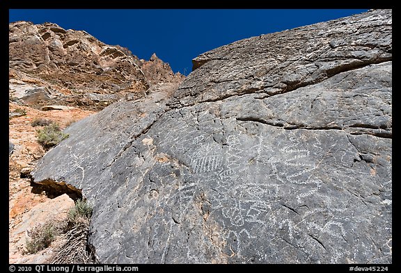 Petroglyphs, Klare Spring, Titus Canyon. Death Valley National Park (color)
