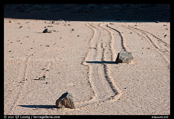 Gliding stones, the Racetrack playa. Death Valley National Park, California, USA.