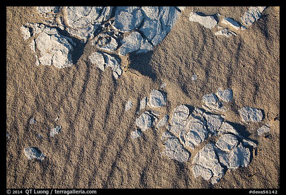 Close-up of dried mud and sand, Mesquite Dunes. Death Valley National Park (color)