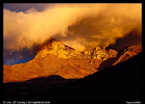 El Capitan and low clouds at sunrise. Guadalupe Mountains National Park, Texas, USA.