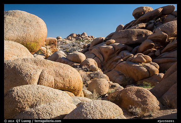 Boulders, White Tanks. Joshua Tree National Park (color)