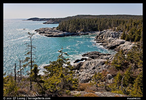 Coastline seen from Goat Trail, Isle Au Haut. Acadia National Park, Maine, USA.