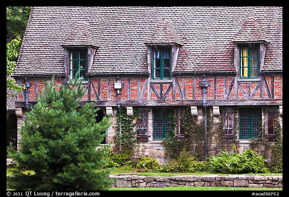 Gate Lodge. Acadia National Park (color)