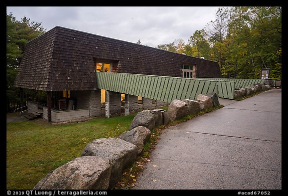 Hulls Cove Visitor Center. Acadia National Park, Maine, USA.