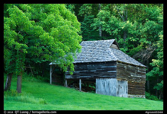 Will Messer Barn, Cataloochee, North Carolina. Great Smoky Mountains National Park (color)