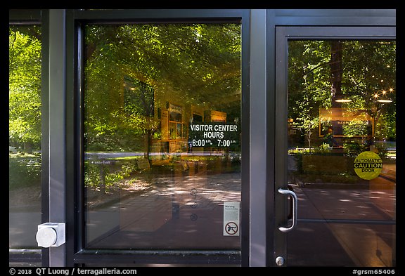 Window reflexion, Sugarlands Visitor Center, Tennessee. Great Smoky Mountains National Park (color)