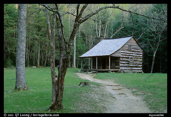 Path leading to historic abin, Cades Cove, Tennessee. Great Smoky Mountains National Park, USA.