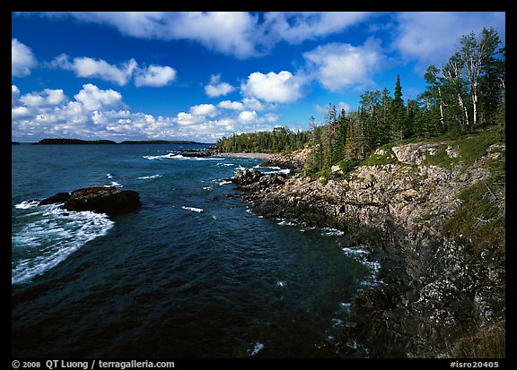 Rocky Lakeshore. Isle Royale National Park (color)