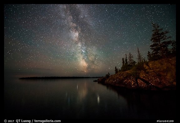 Milky Way, Smithwitck Island, Rock Harbor shores. Isle Royale National Park, Michigan, USA.