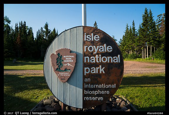 Isle Royale National Park sign, Mott Island. Isle Royale National Park (color)