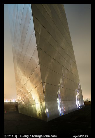 South pillar of Gateway Arch at night. Gateway Arch National Park, St Louis, Missouri, USA.