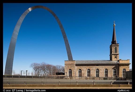Old Cathedral and Arch. Gateway Arch National Park (color)