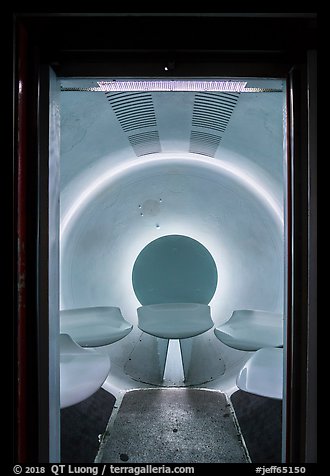 Tram capsule. Gateway Arch National Park (color)