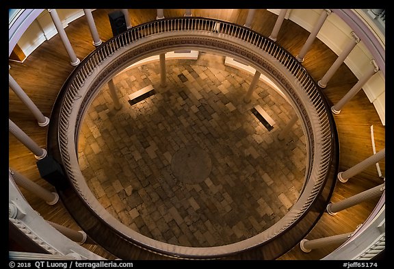 Looking down Old Courthouse rotunda. Gateway Arch National Park (color)