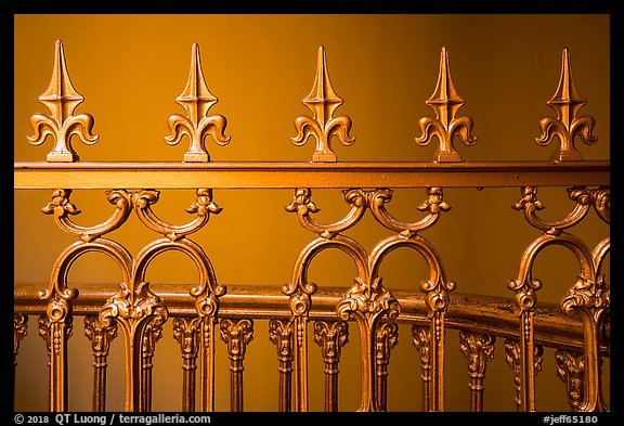 Gate with fleur de lis, Old Courthouse. Gateway Arch National Park (color)