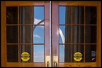 Arch, Old Courthouse window reflexion, Old Courthouse. Gateway Arch National Park ( color)