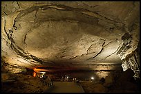 Rotunda Room. Mammoth Cave National Park ( color)