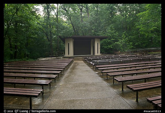 Main park amphitheater. Mammoth Cave National Park, Kentucky, USA.