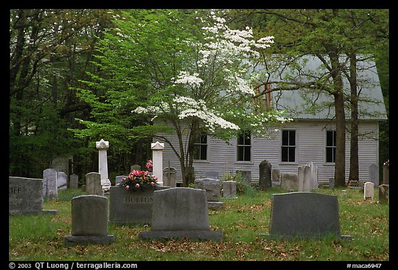 Mammoth Cave church and cemetery. Mammoth Cave National Park, Kentucky, USA.