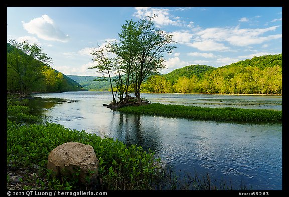 Upper New River. New River Gorge National Park and Preserve (color)