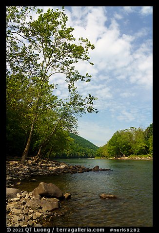New River from Grandview Sandbar. New River Gorge National Park and Preserve (color)